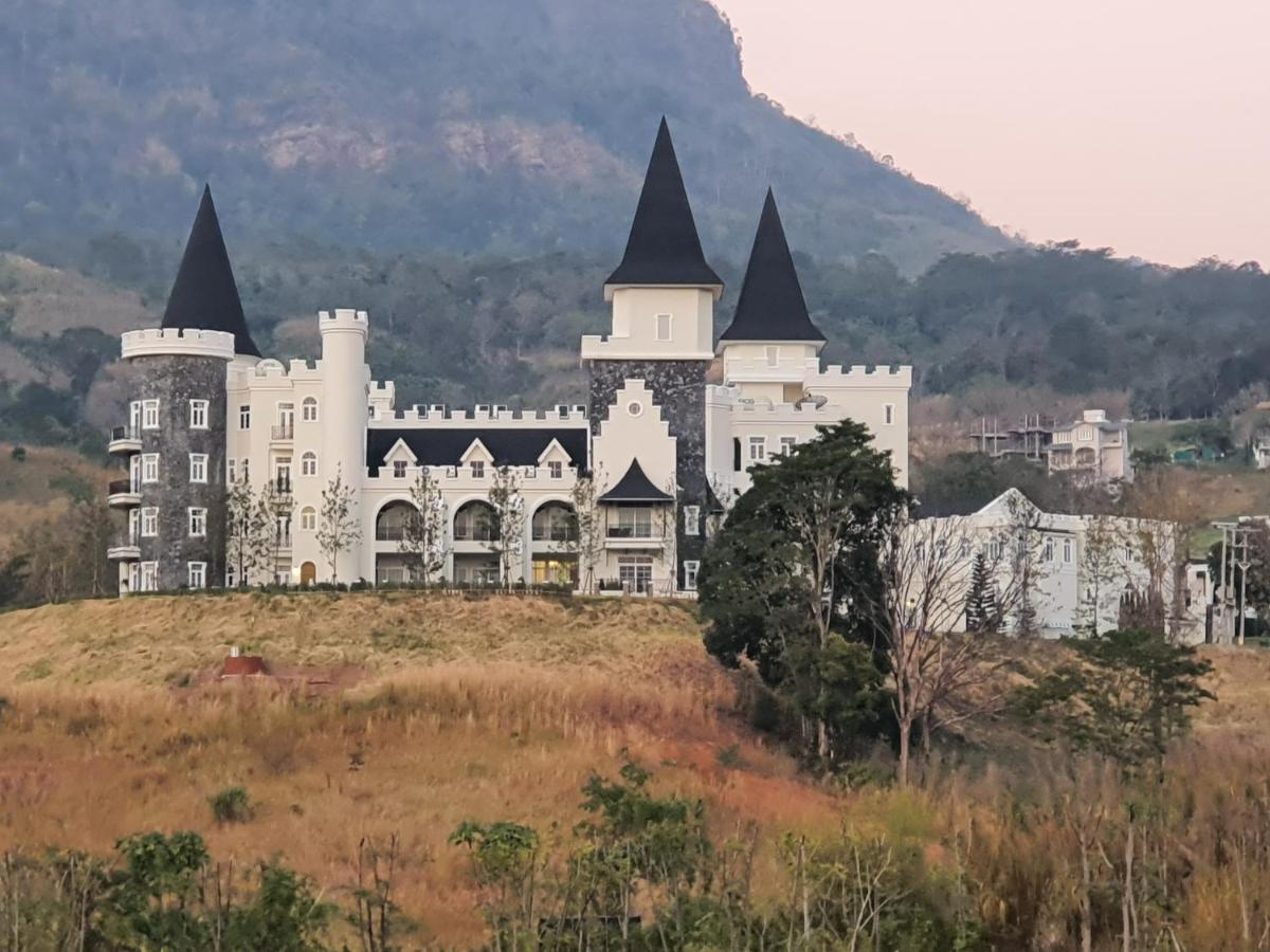 The Castell Condo By Nutthiwan Room 912 And 921 Khao Kho Exterior foto